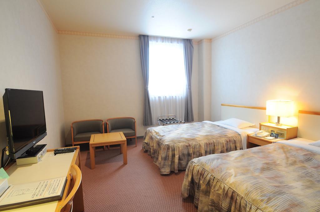 Hotel Sapporo Sun Plaza Kamer foto