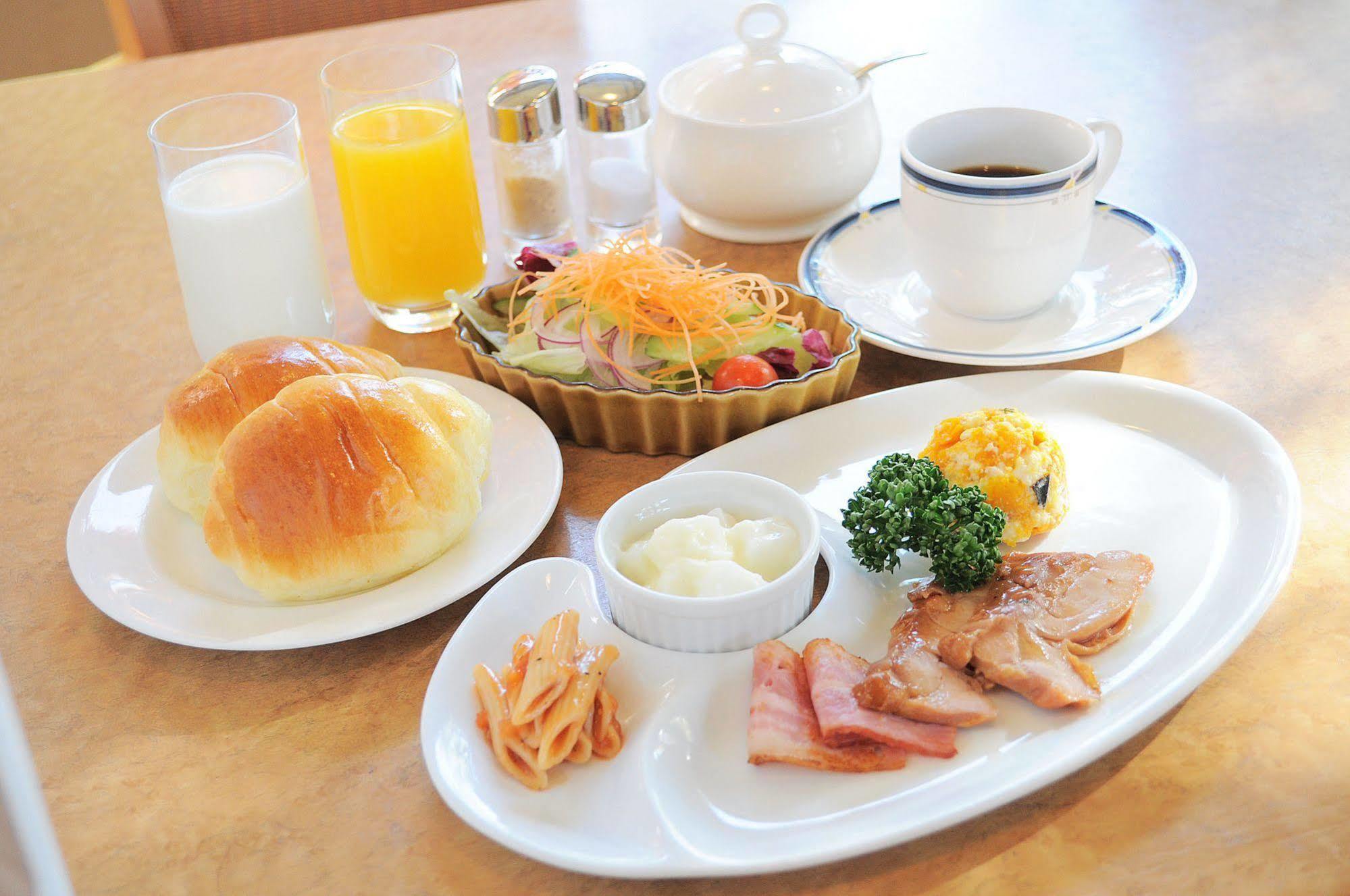 Hotel Sapporo Sun Plaza Buitenkant foto